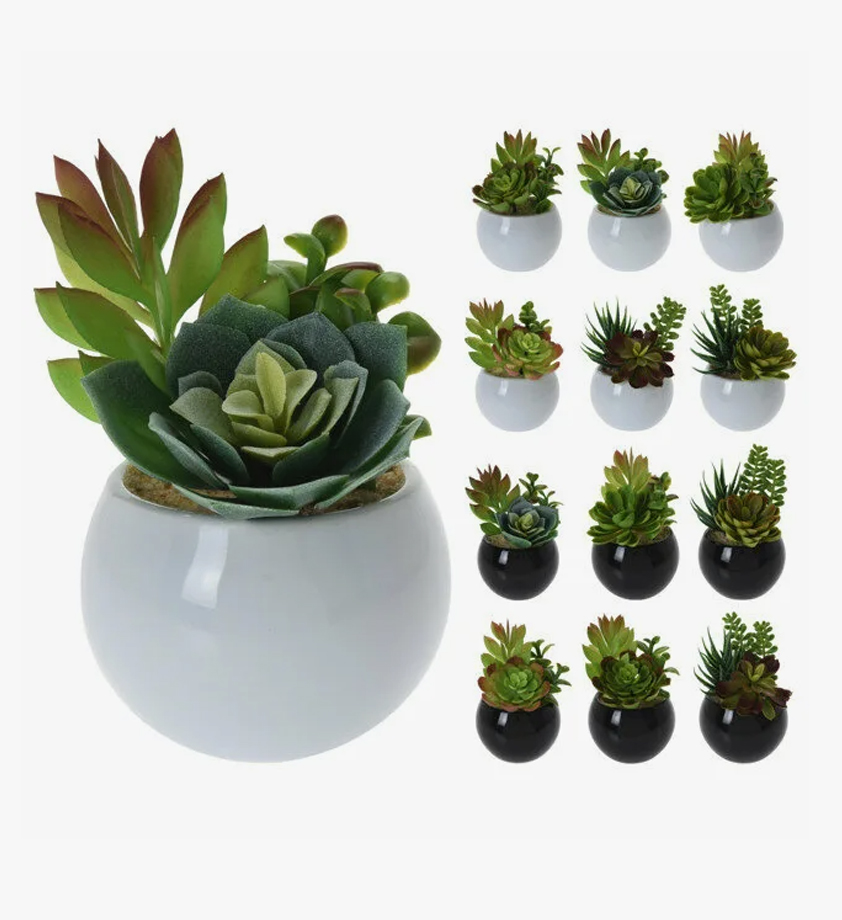 Искуственное растение в горшочке 12*12 см.